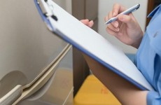 不用品を処分する方法：粗大ゴミを捨てるか？回収業者に依頼するか？